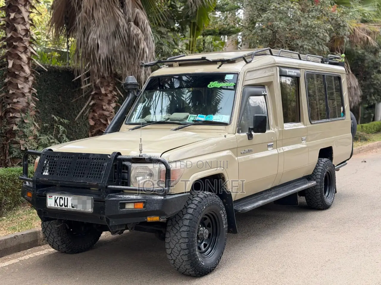 Toyota Land Cruiser 79 Series 2014 Brown