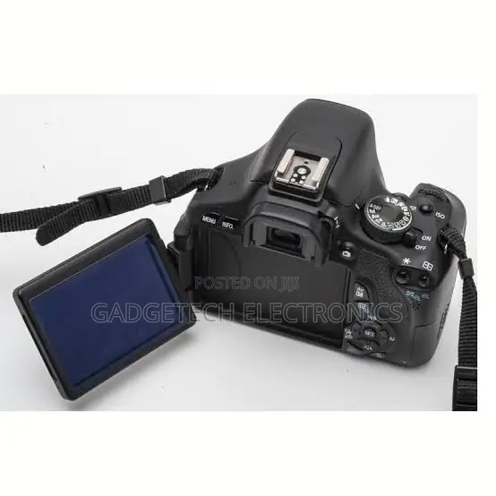 Canon 600 D+ 18-55mm Lens