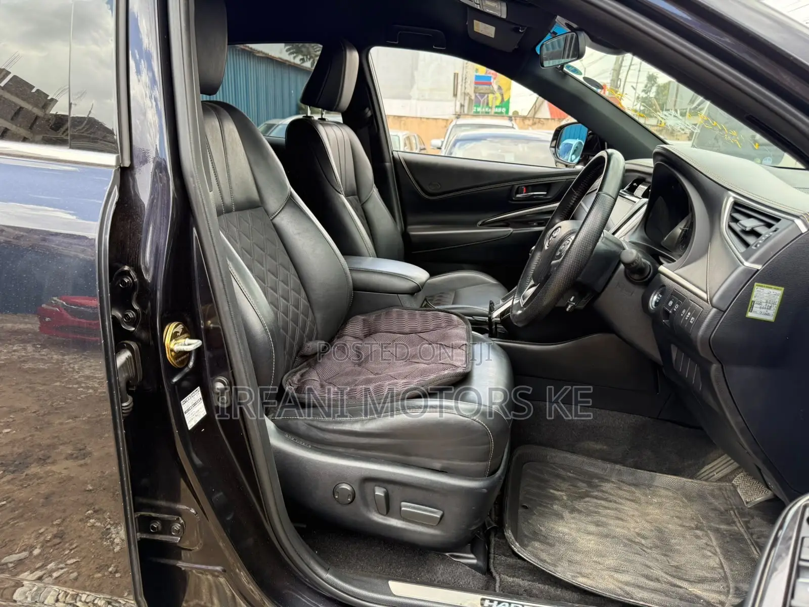 Toyota Harrier 2.0 2019 Black
