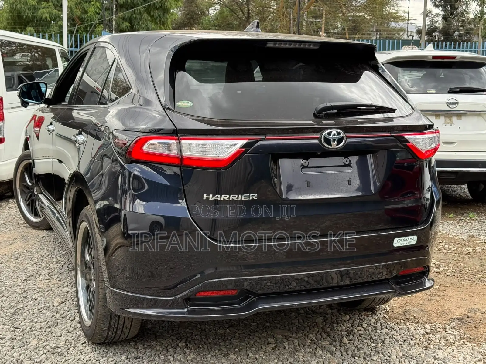 Toyota Harrier 2.0 2019 Black