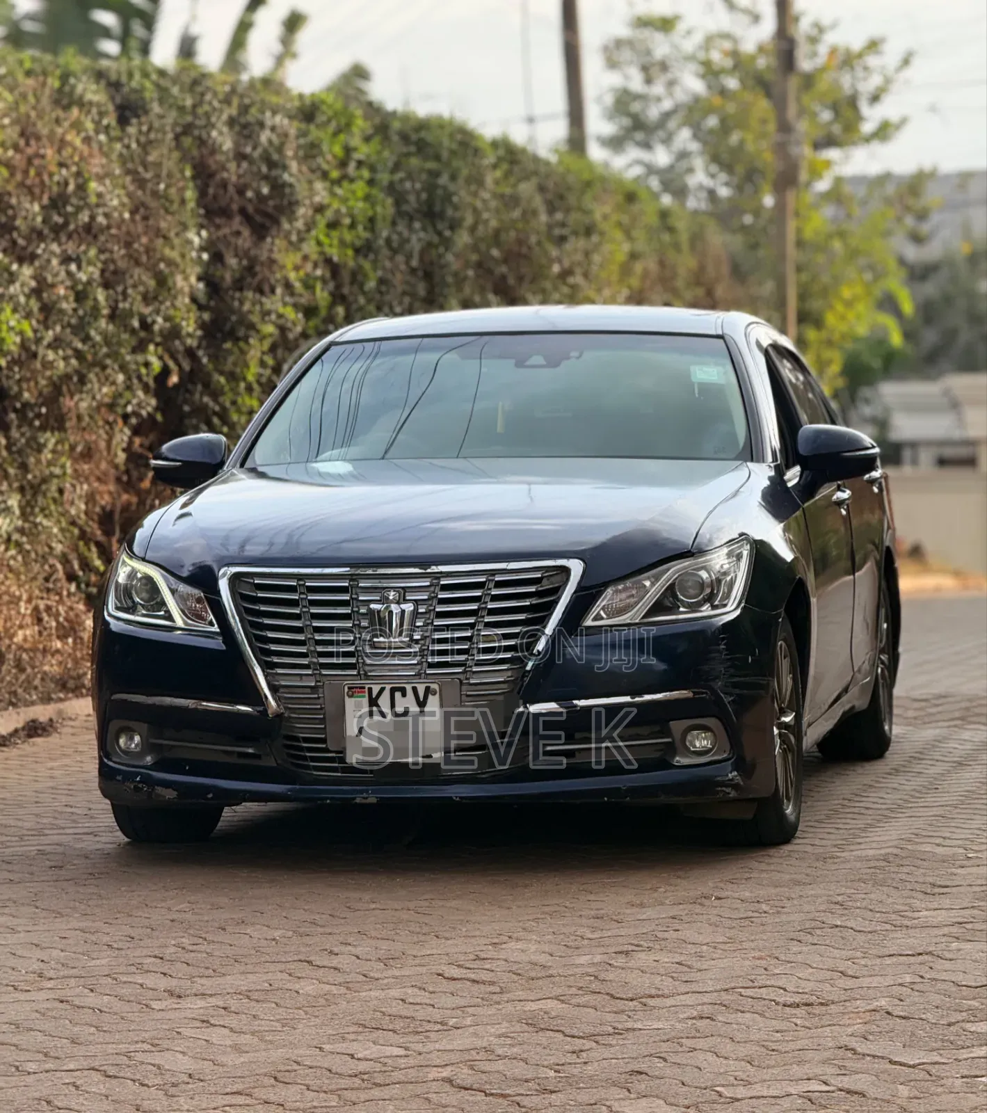 Toyota Crown 2013 Blue