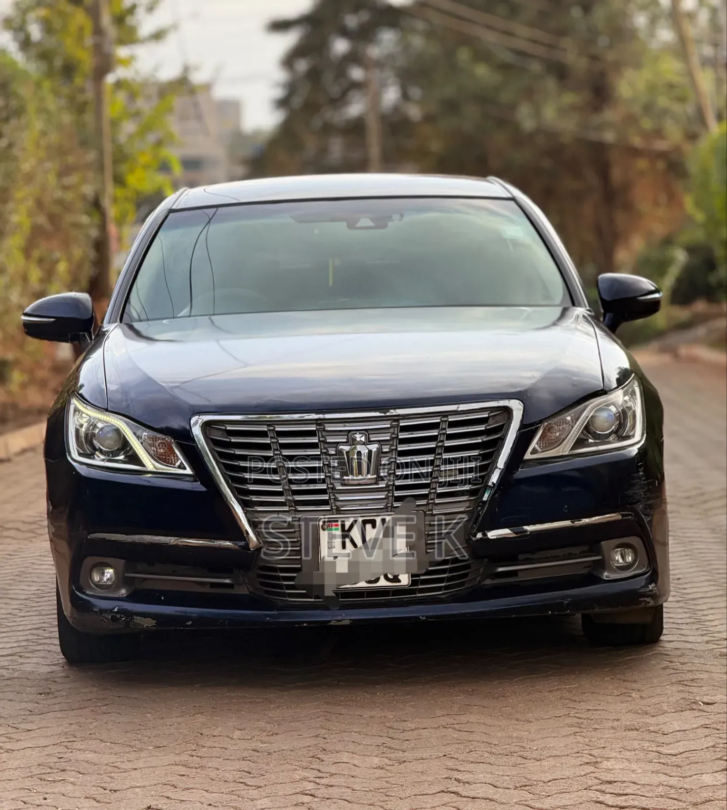Toyota Crown 2013 Blue