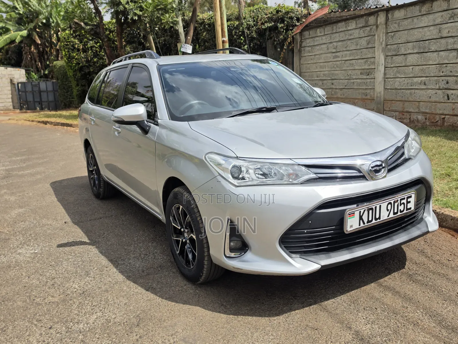Toyota Corolla Fielder 1.5 Petrol FWD 2019 Silver