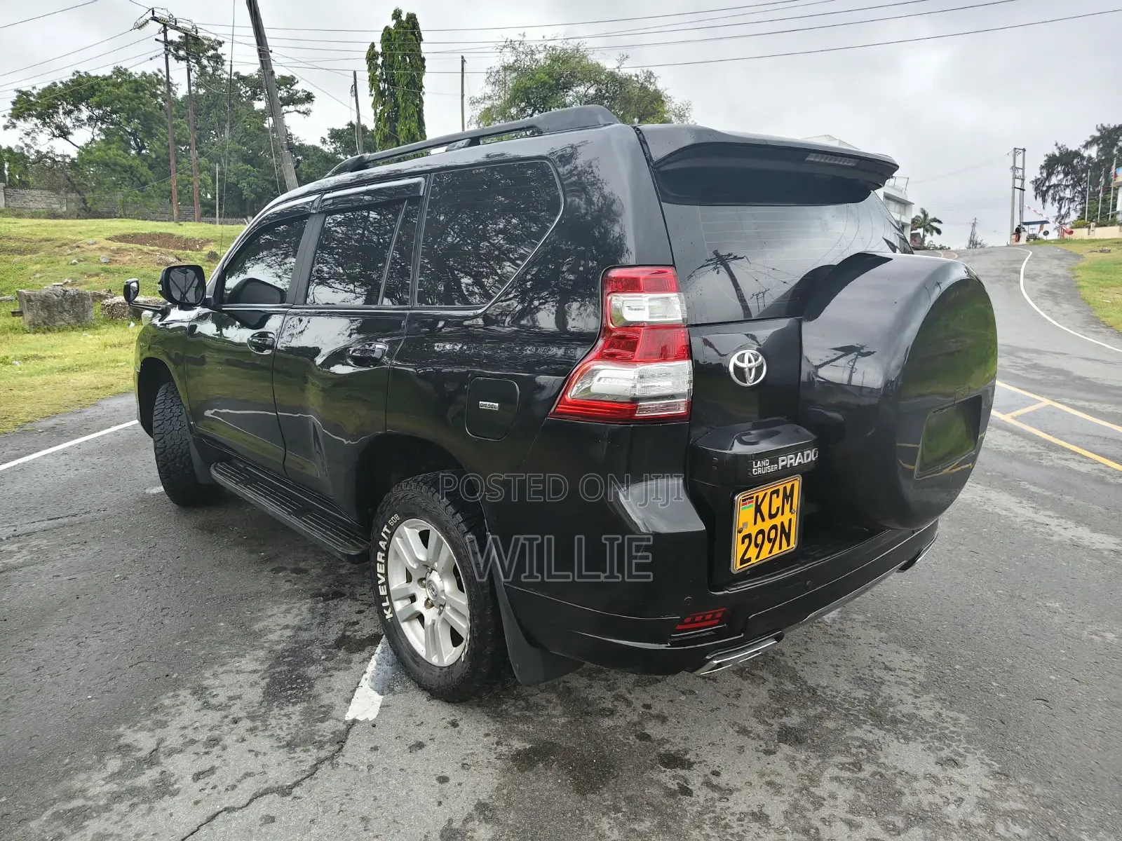 Toyota Land Cruiser Prado 2010 Black