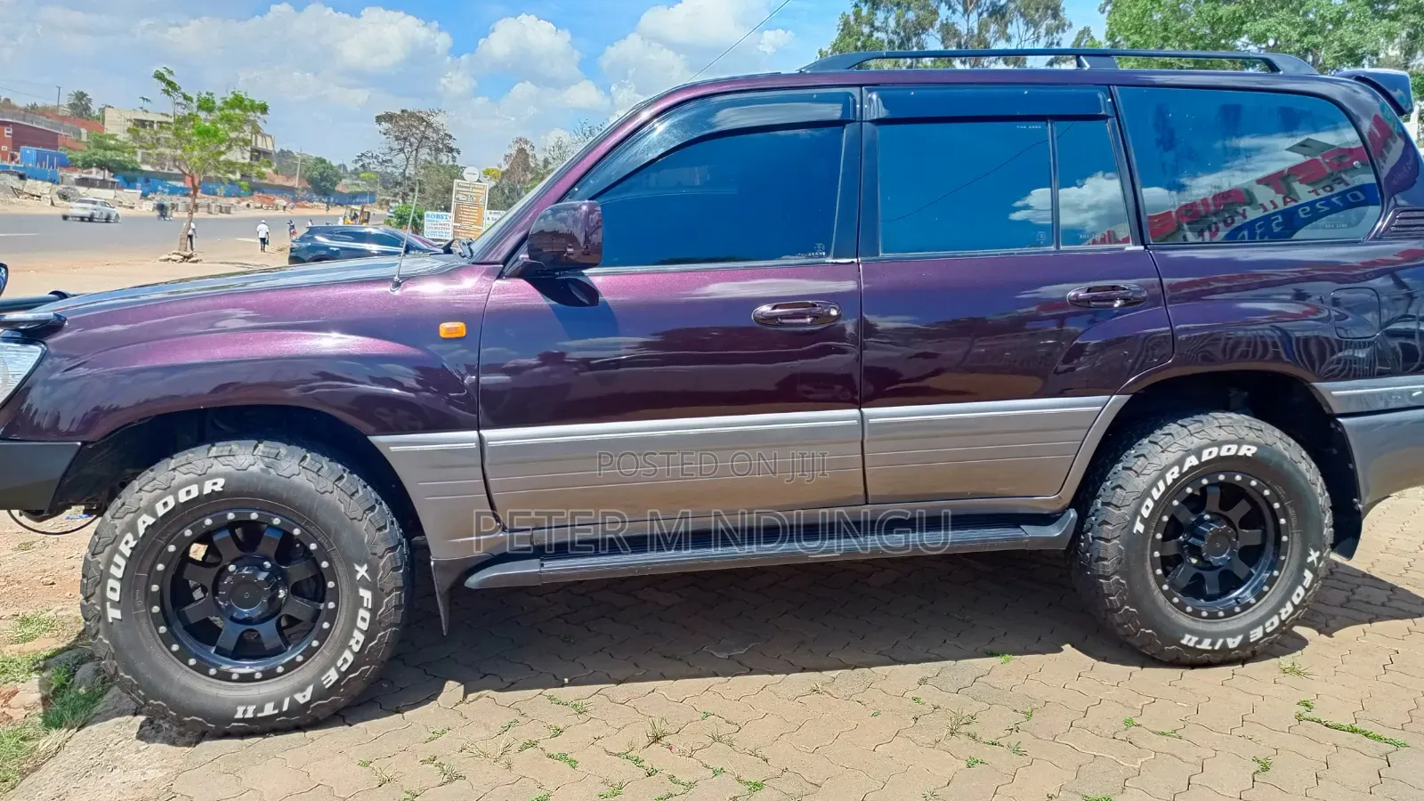 Toyota Land Cruiser 2005 Red