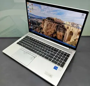 Laptop HP EliteBook 850 G8 16GB Intel Core i7 SSD 256GB