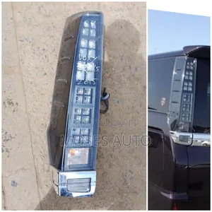 Toyota Voxy/Esquirebacklight/Back Light/TaillightTail Lightblackshade