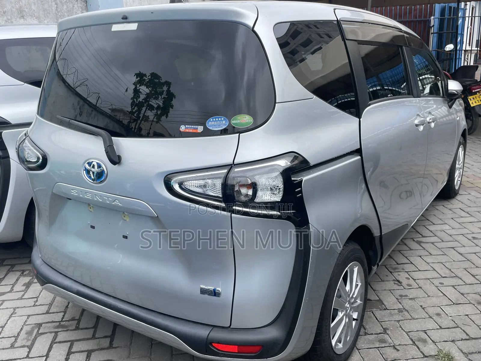 Toyota Sienta 1.5 Hybrid FWD (6-seater) 2020 Silver