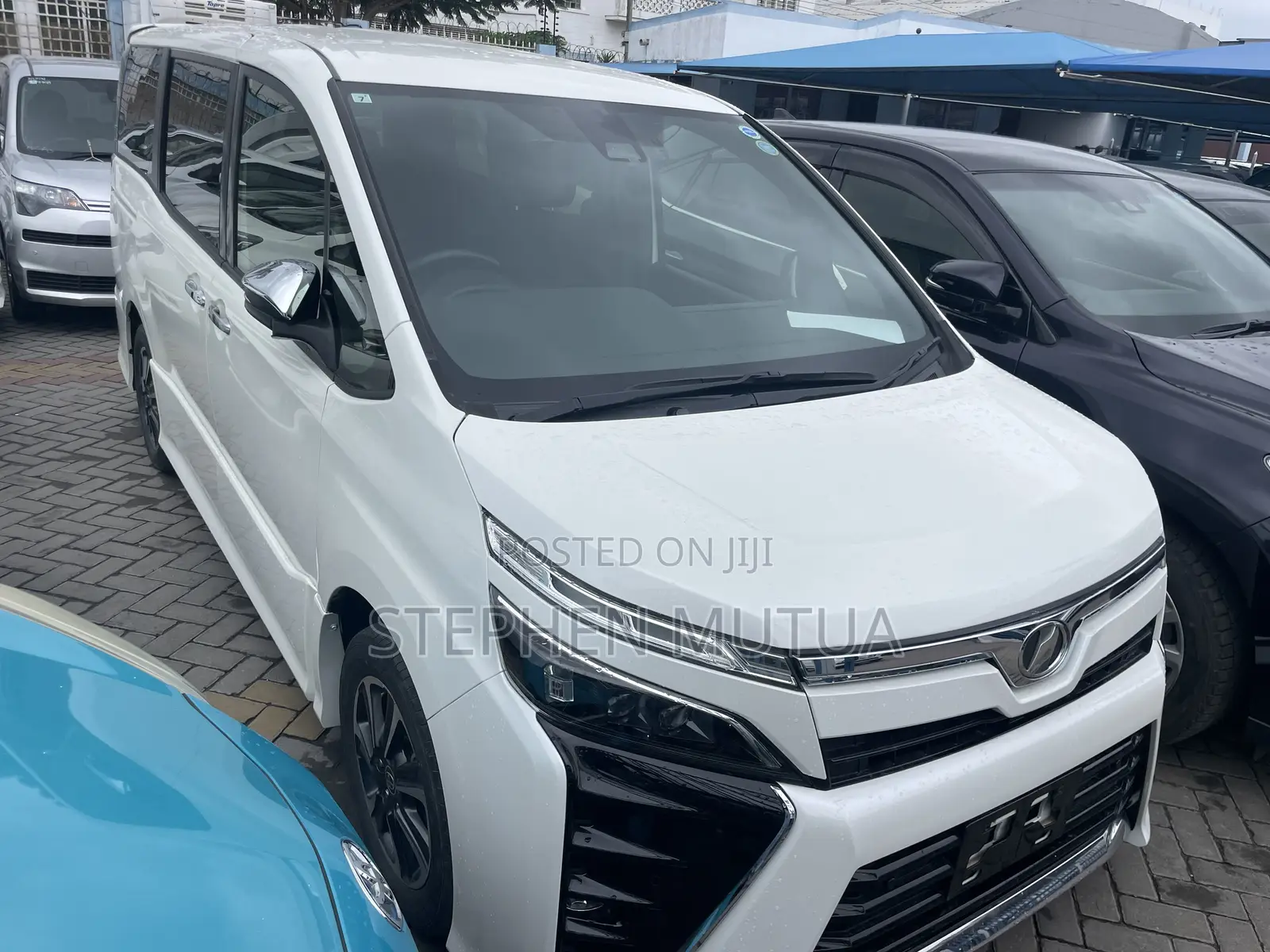 Toyota Voxy V 2WD 7-Seater 2020 White