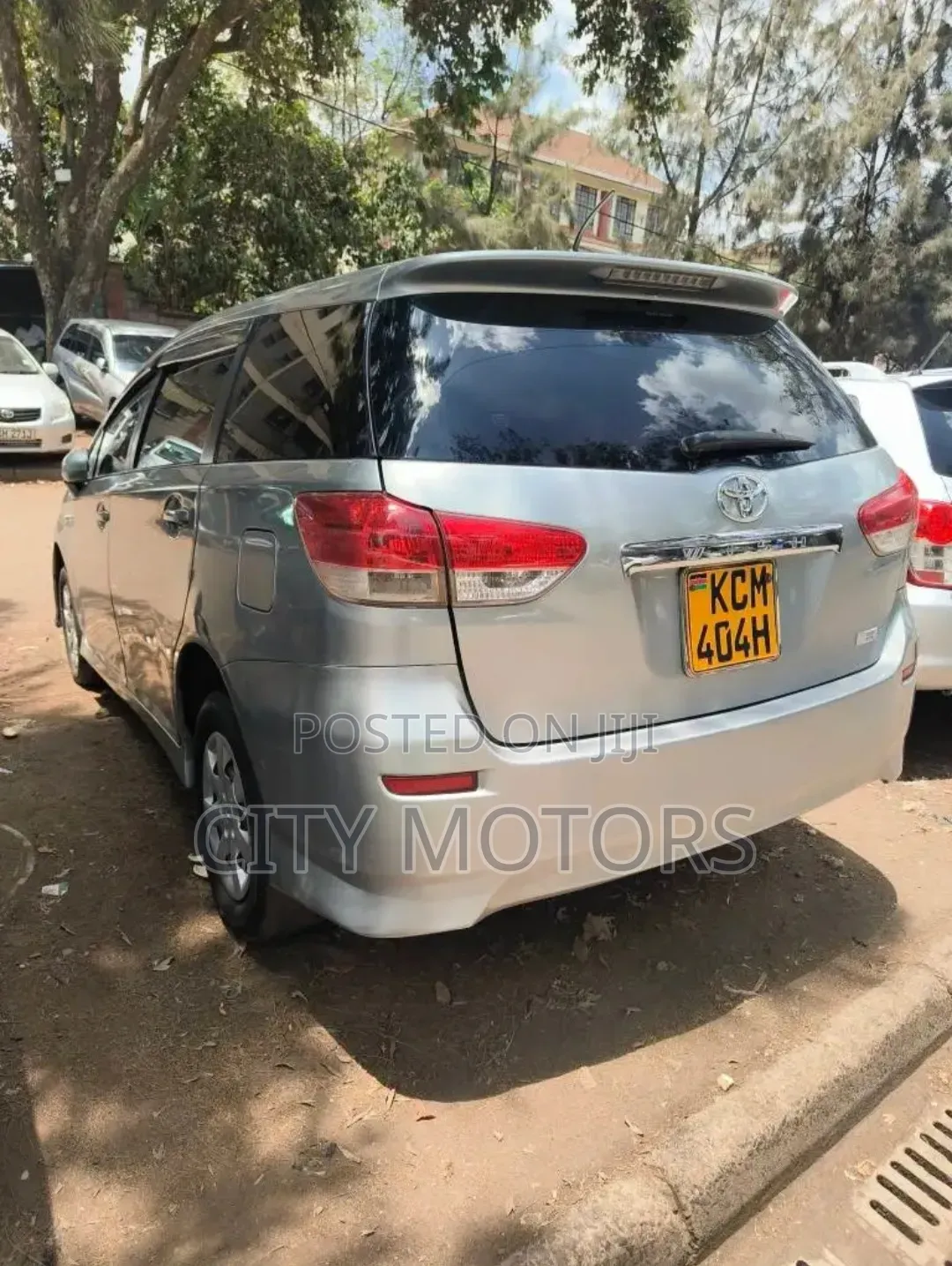 Toyota Wish 2010 Silver