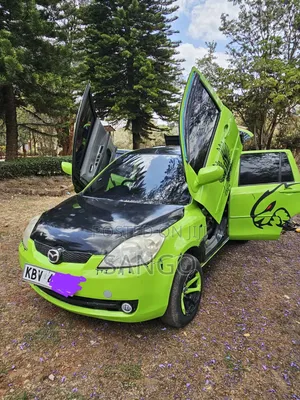 Mazda Demio 2006 Green