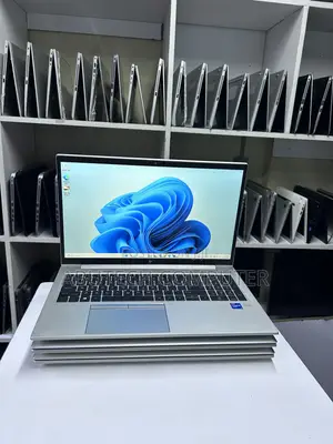 Laptop HP EliteBook 850 G8 16GB Intel Core i7 SSD 512GB