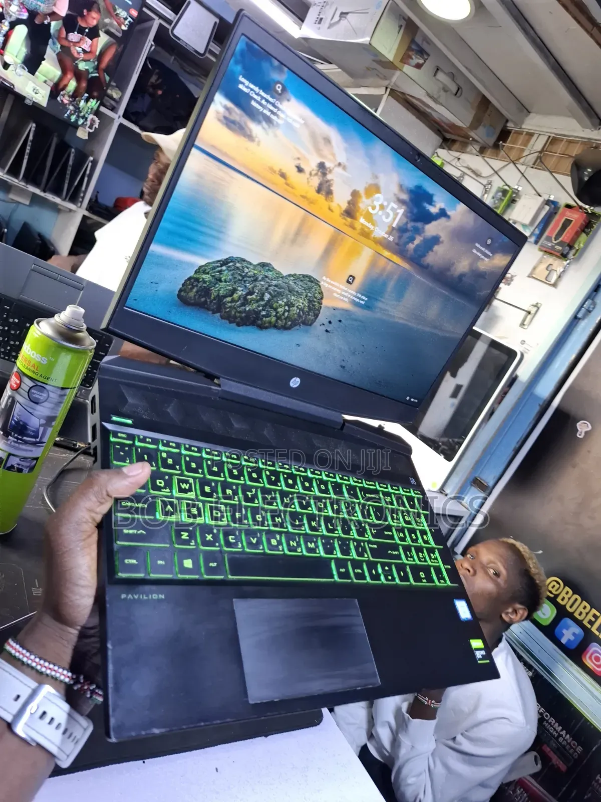 Laptop HP Pavilion Gaming Laptop 15-dk2xxx 8GB Intel Core i7 SSD 1T