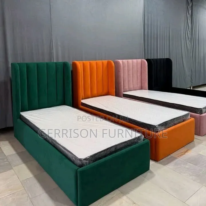 Modern 4x6 Upholstered Beds (VelvetMocket) – Multiple Colors Available