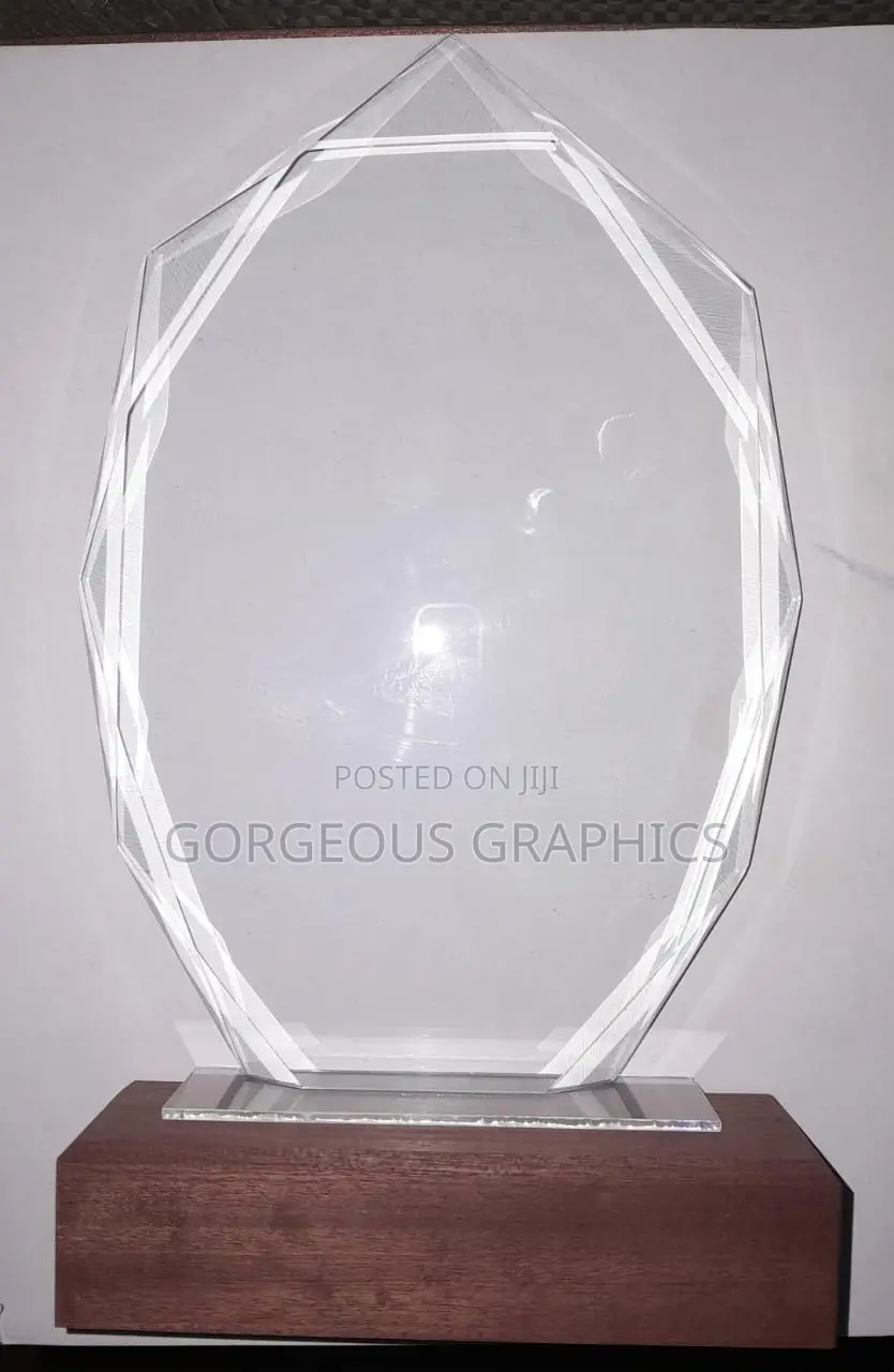 Wooden Base Award Sharp Pointed Branding