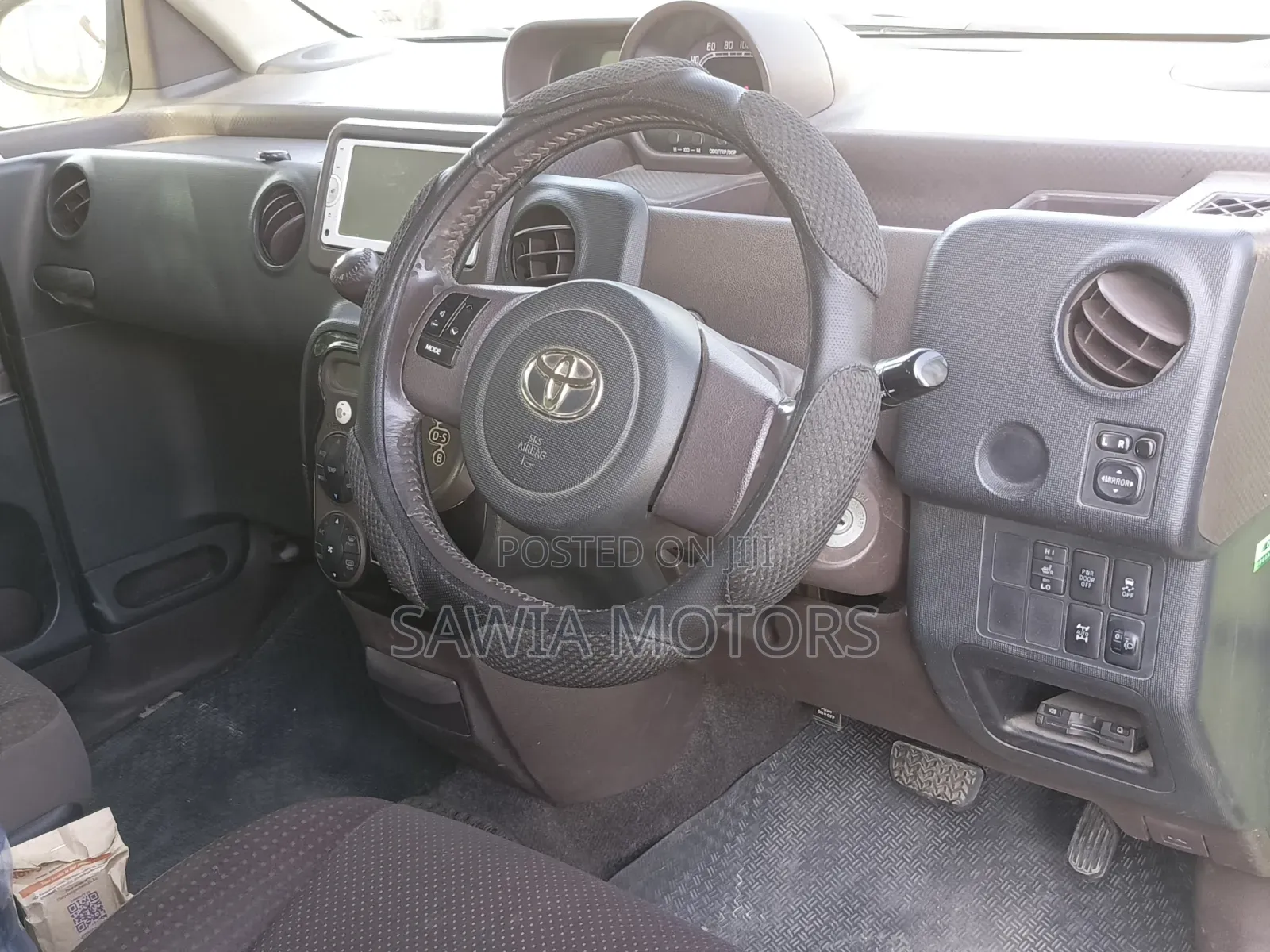Toyota Porte 1.5 FWD 2014 Green