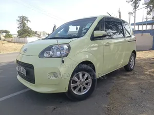 Toyota Porte 1.5 FWD 2014 Green