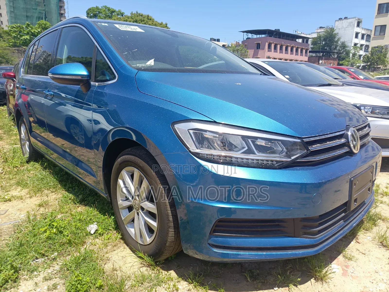 Volkswagen Touran 2019 Blue