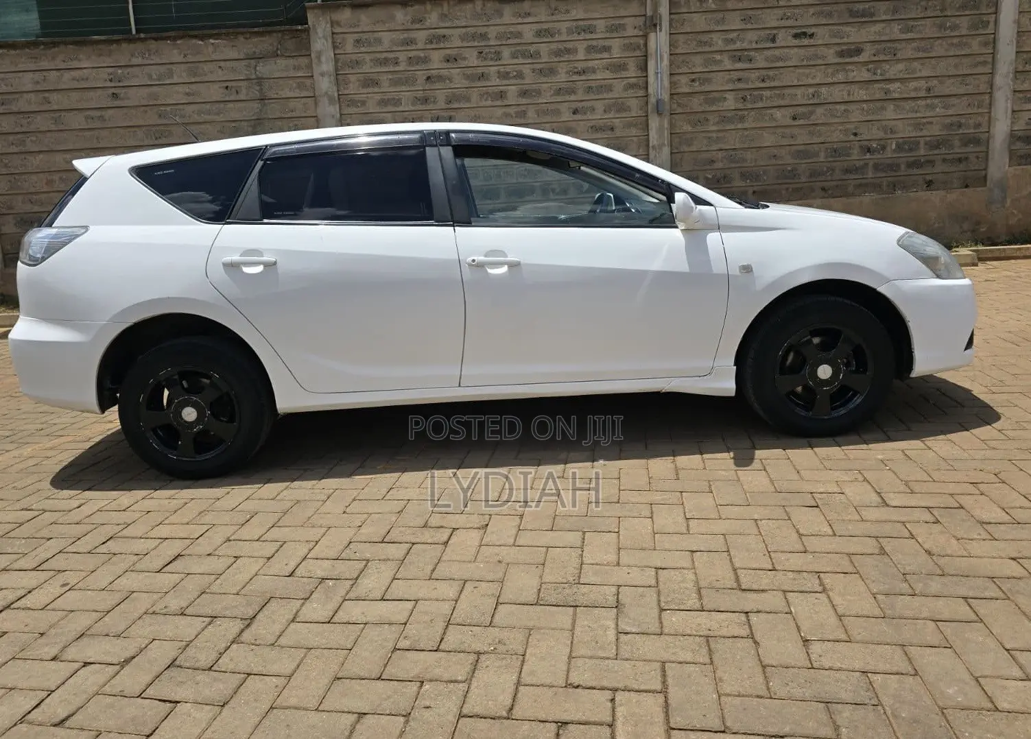 Toyota Caldina 2008 White