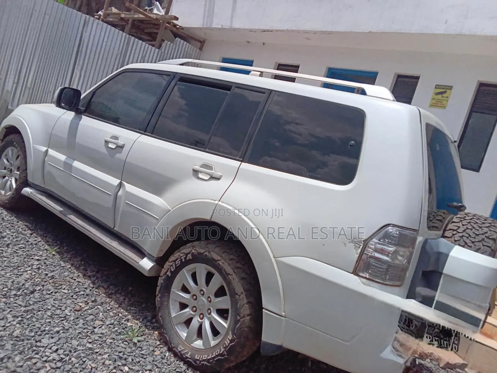 Mitsubishi Pajero 2012 White