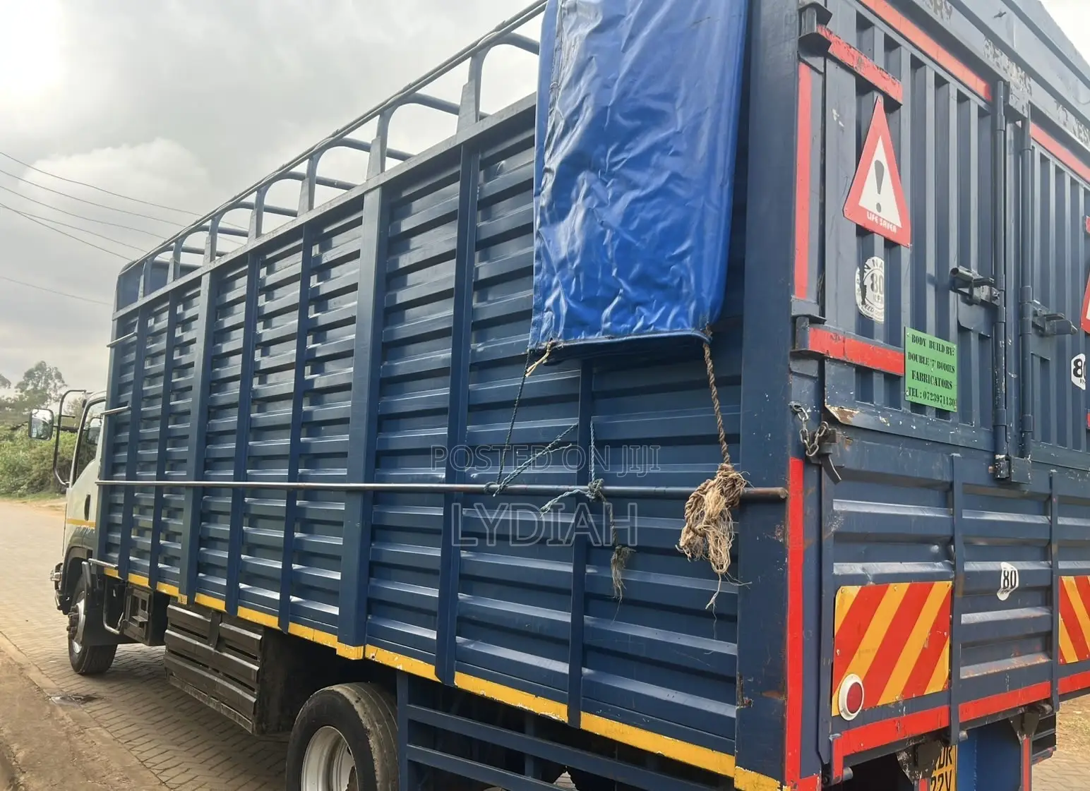 Isuzu FRR Blue Power
