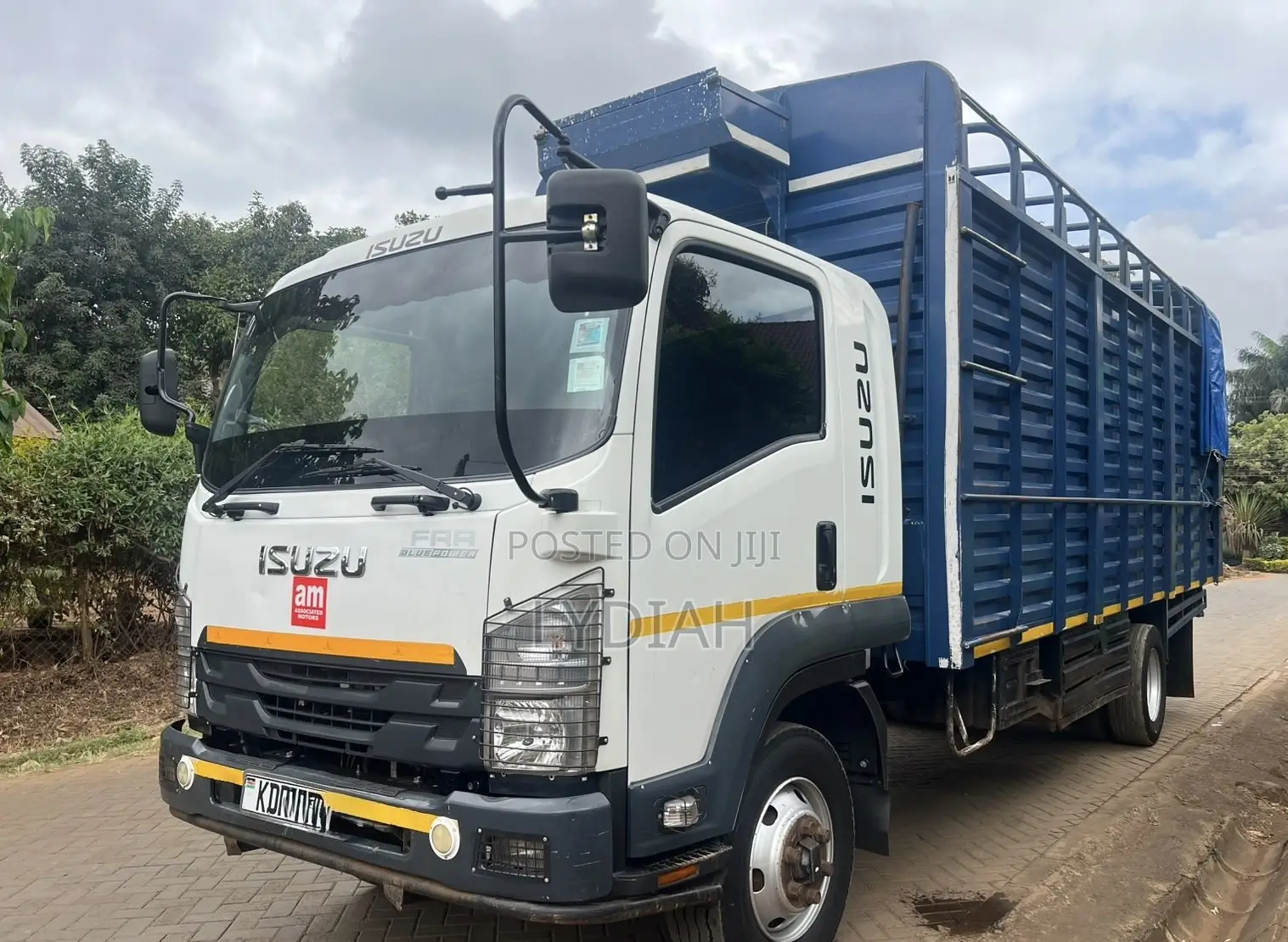 Isuzu FRR Blue Power