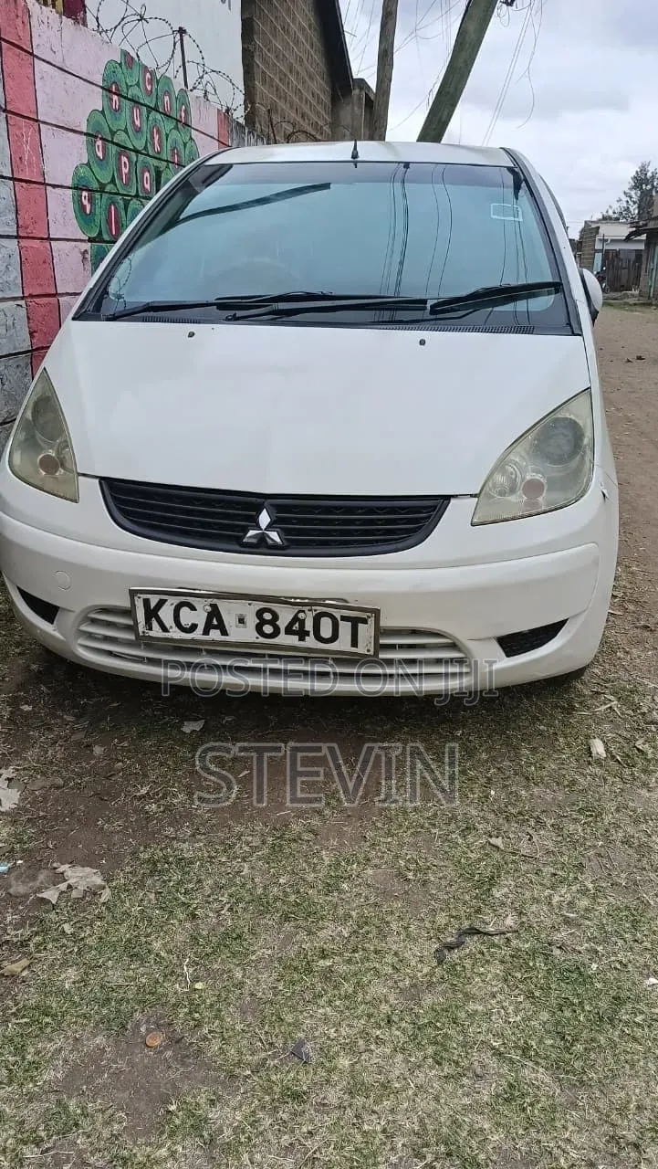 Mitsubishi Colt 2007 White