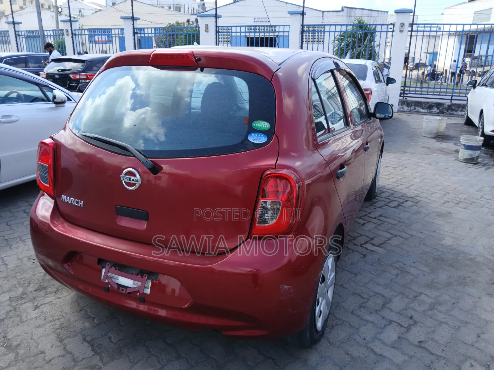 Nissan March 1.2 FWD 2019 Red
