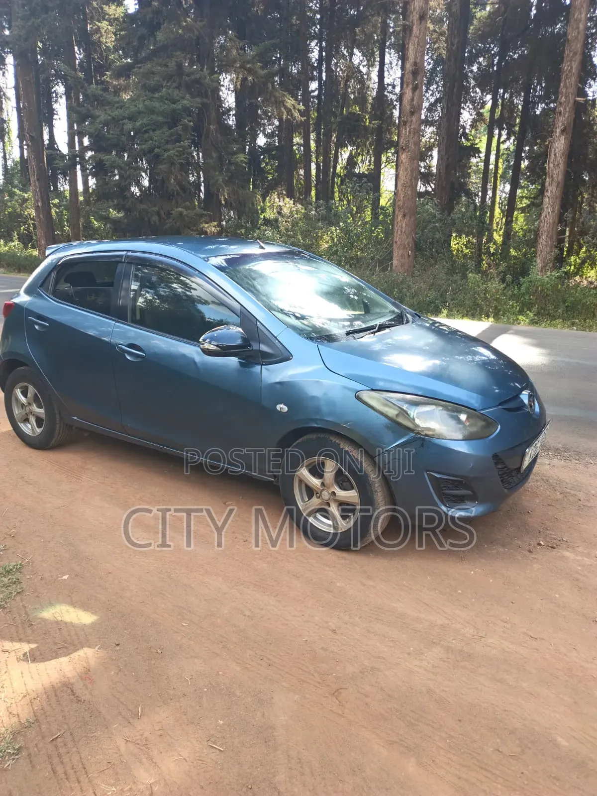 Mazda Demio 2014 Blue