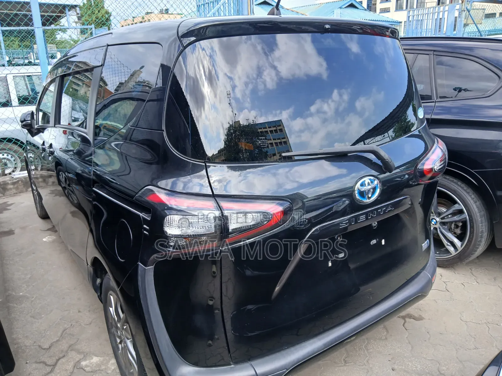 Toyota Sienta 1.5 Hybrid FWD (6-seater) 2020 Black