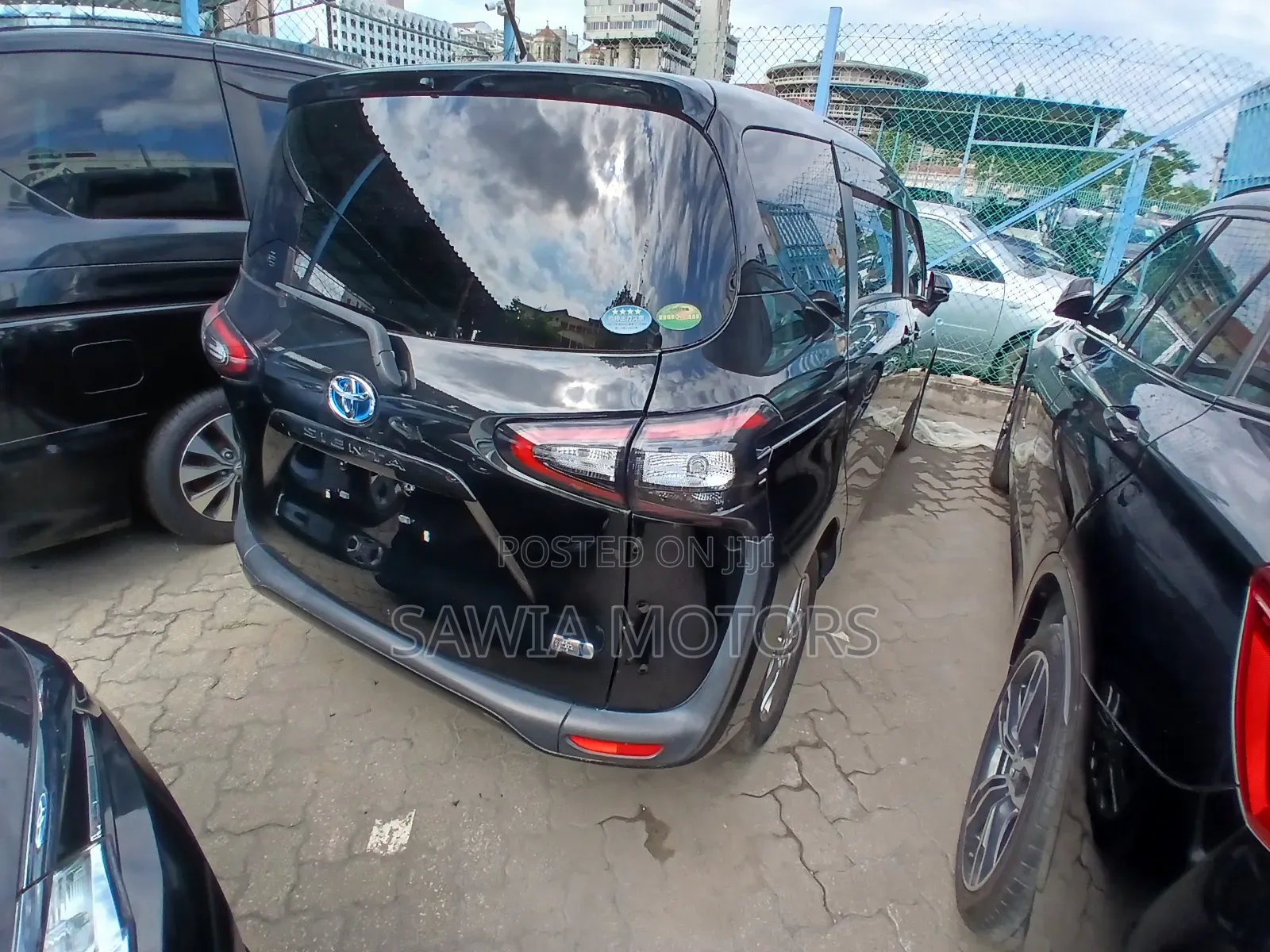 Toyota Sienta 1.5 Hybrid FWD (6-seater) 2020 Black