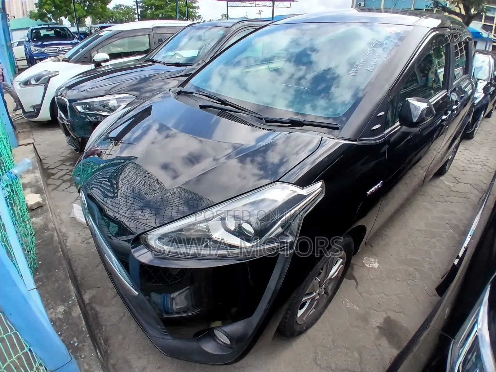 Toyota Sienta 1.5 Hybrid FWD (6-seater) 2020 Black
