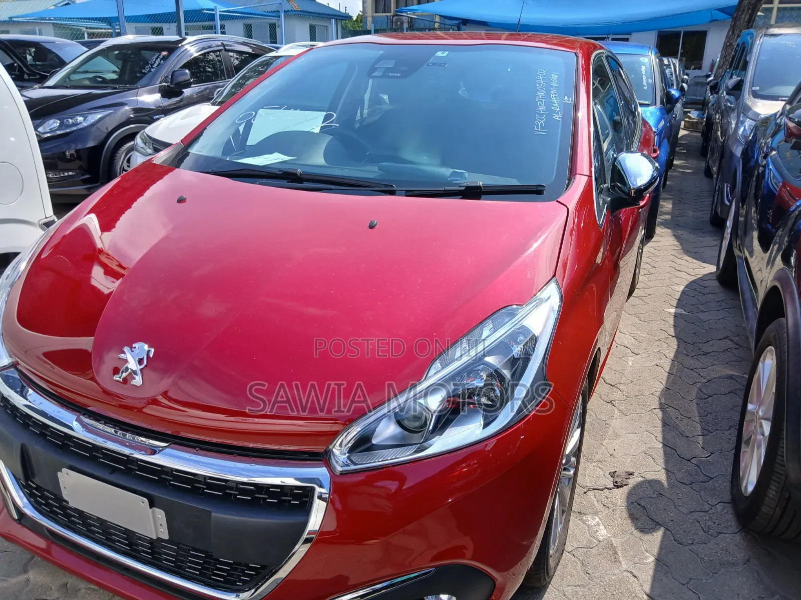 Peugeot 208 2020 Red