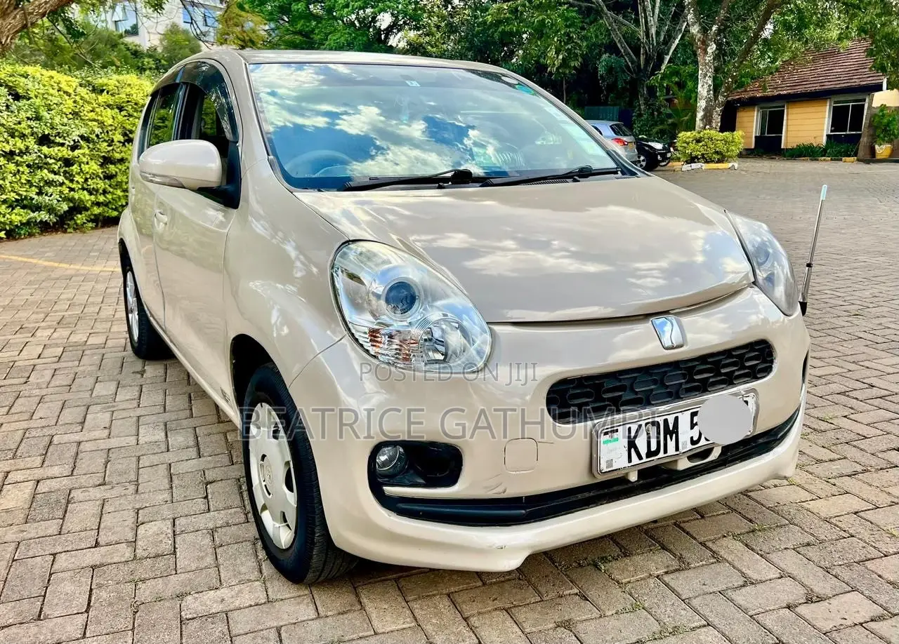 Toyota Passo 2016 Beige