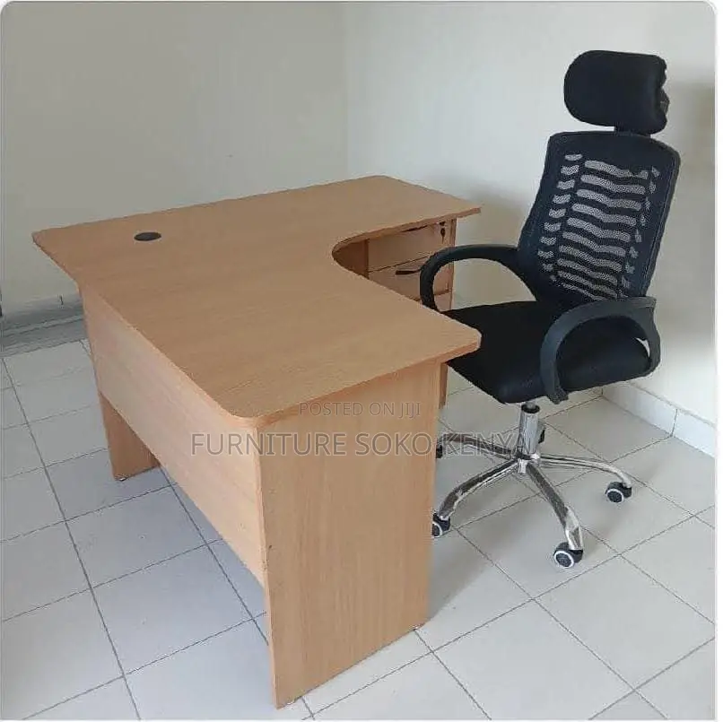 Curved 120cm Brown Modern Table | Home Office Computer Desk