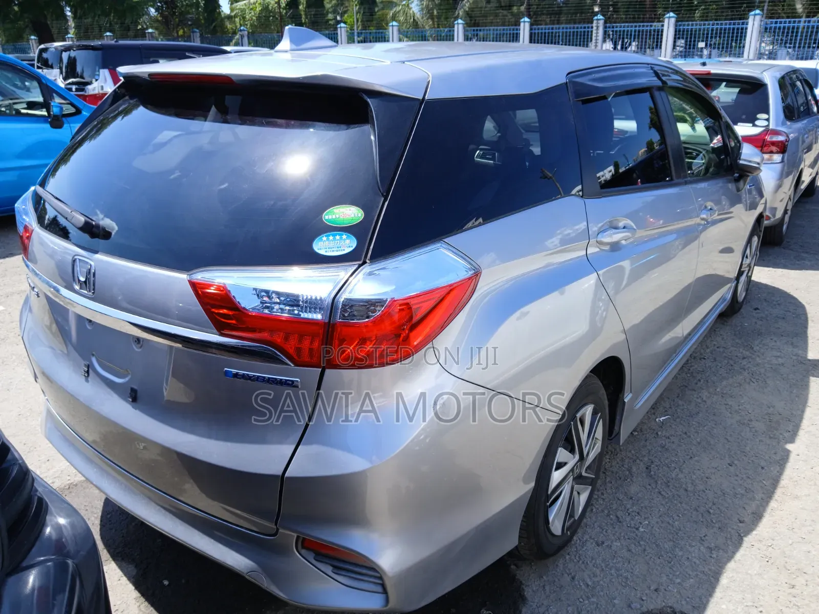 Honda Fit Shuttle 1.5 Hybrid 2WD 2019 White
