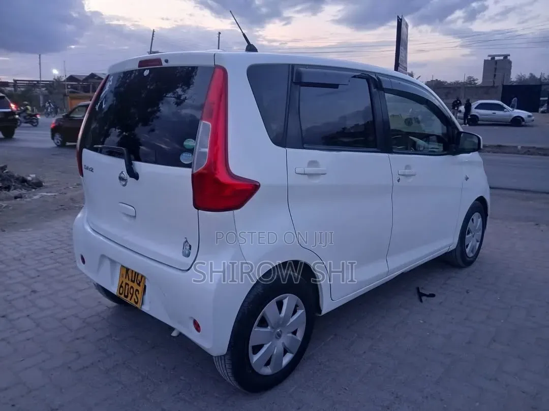 Nissan Dayz 2017 White