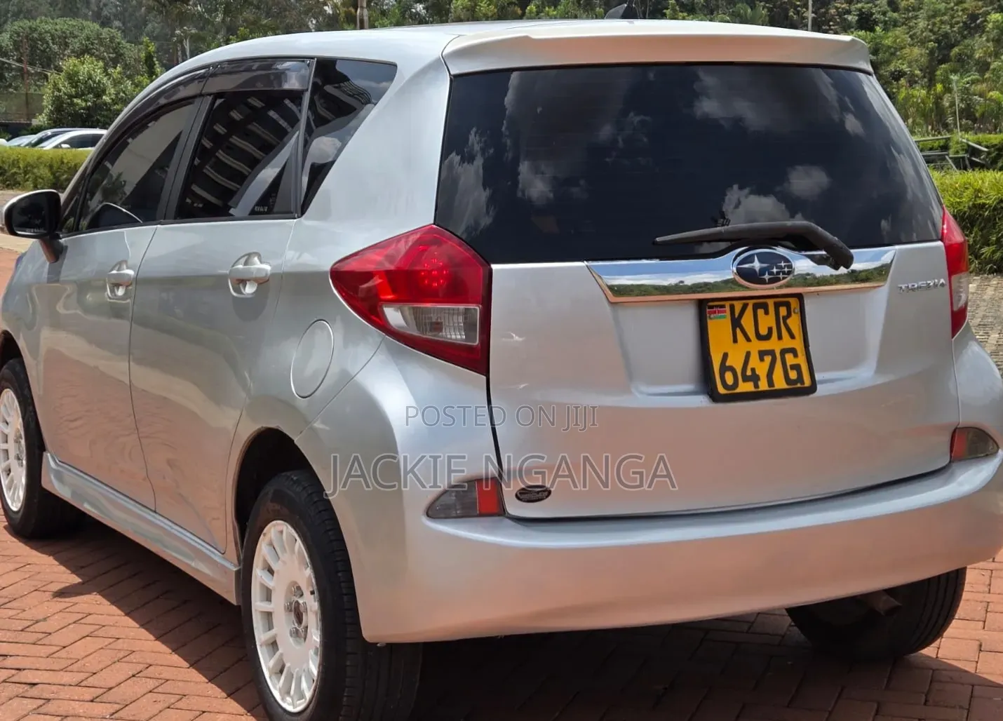 Subaru Trezia 2011 Silver