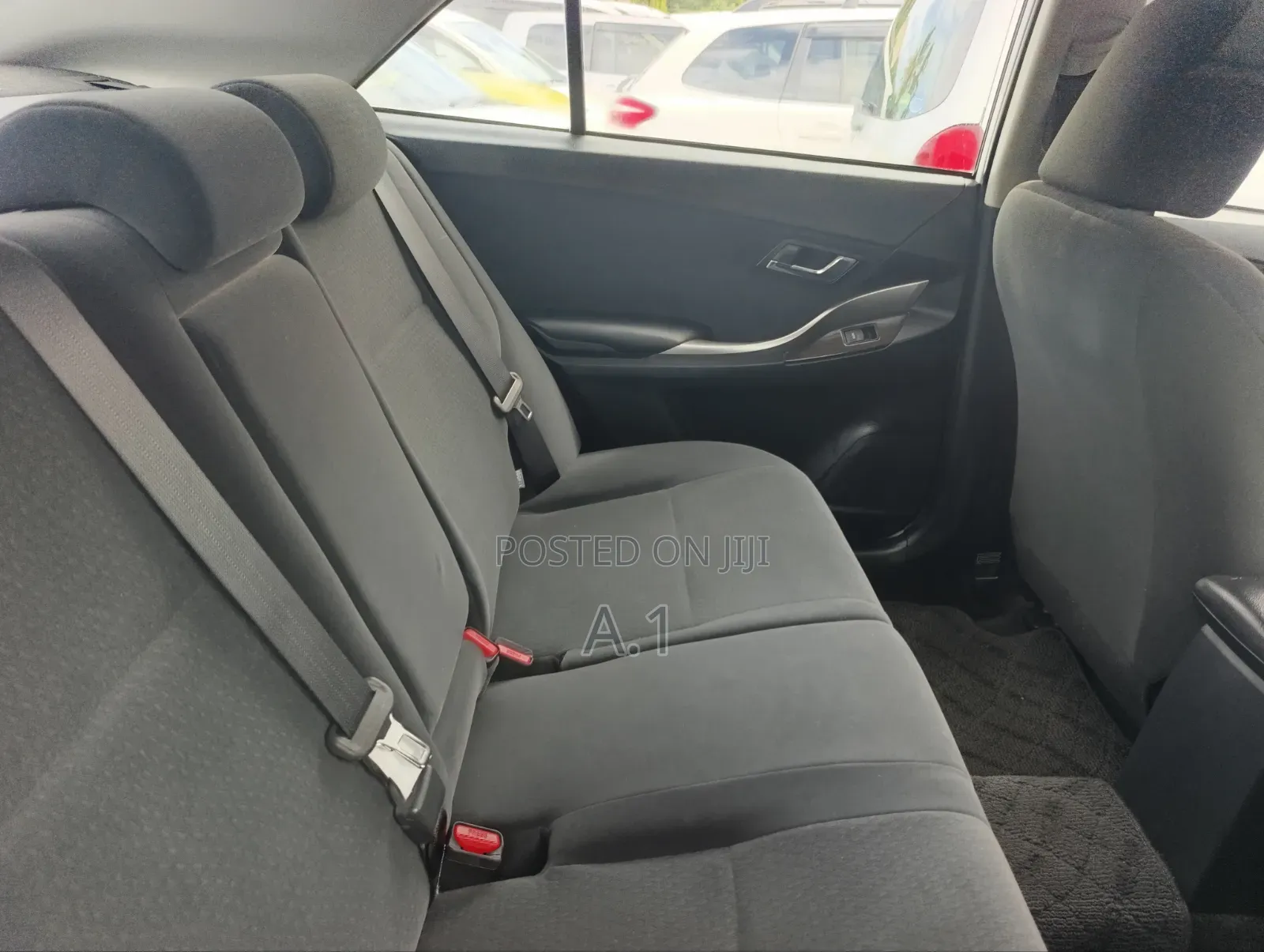 Toyota Premio 1.8 FWD 2019 White