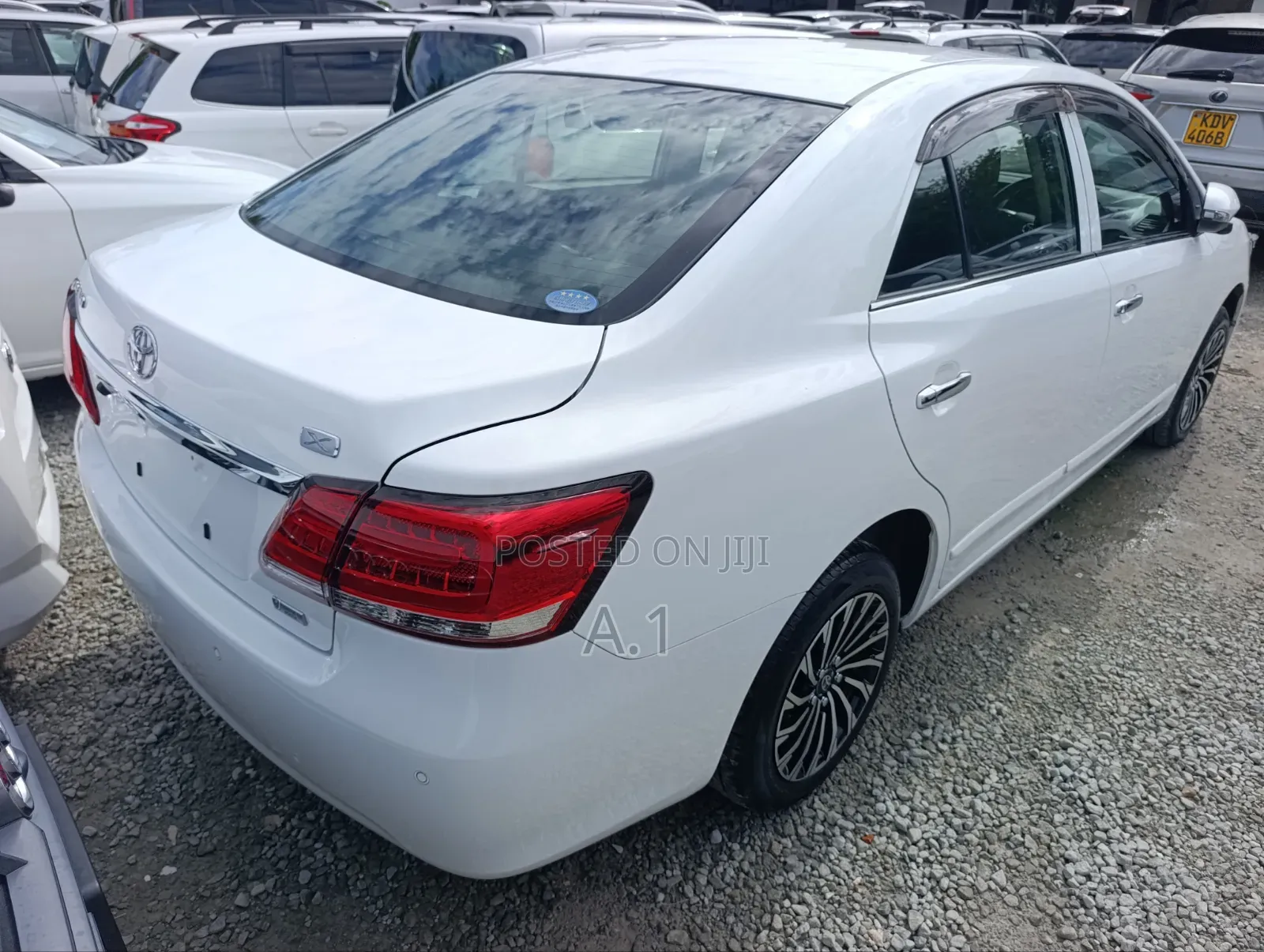 Toyota Premio 1.8 FWD 2019 White