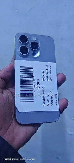 Apple iPhone 15 Pro 256 GB Graphite