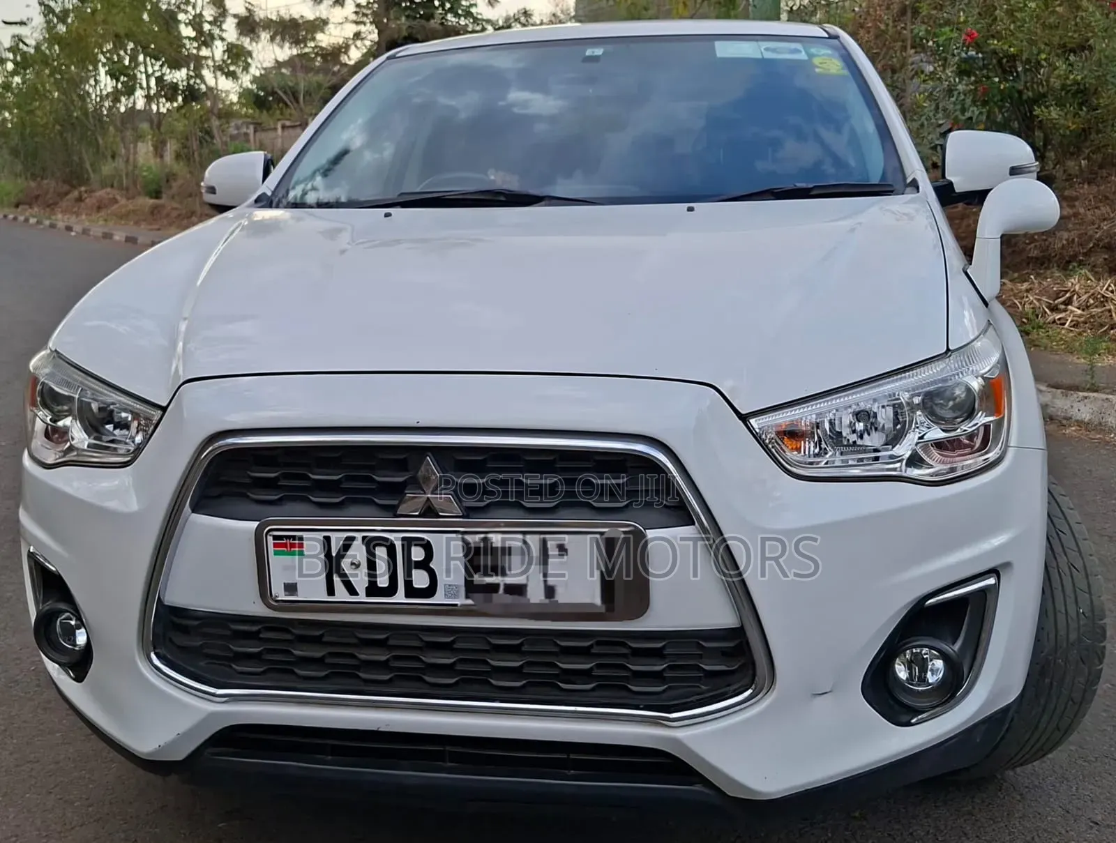Mitsubishi RVR 2013 White