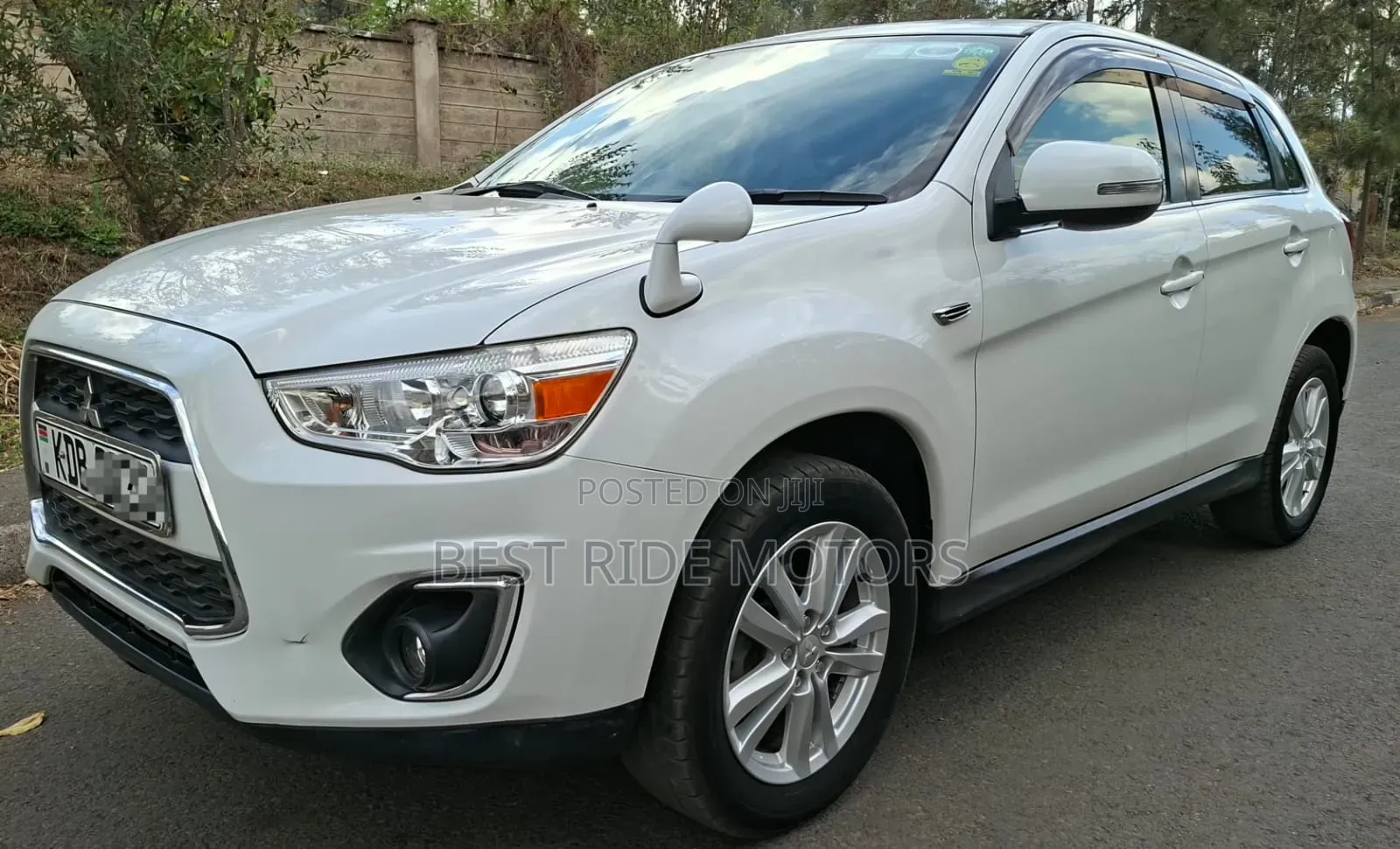 Mitsubishi RVR 2013 White