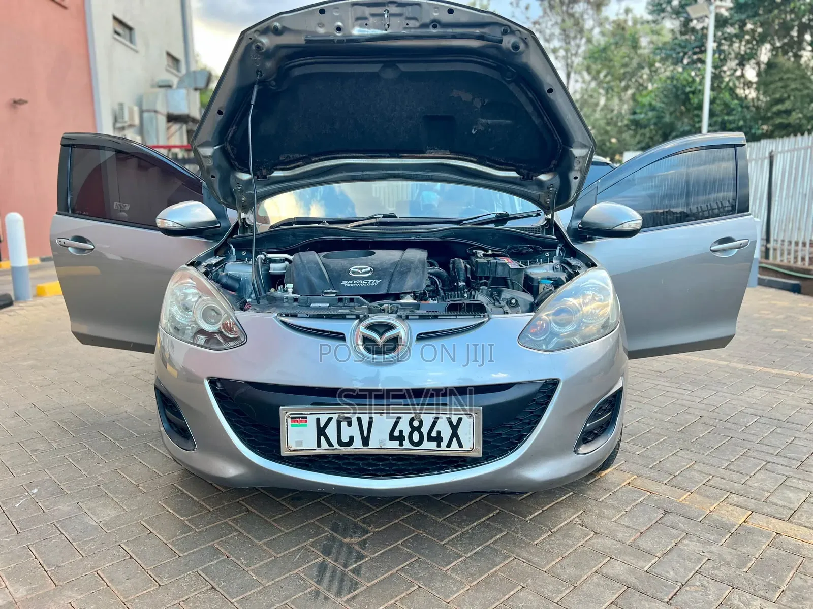 Mazda Demio 2014 Silver