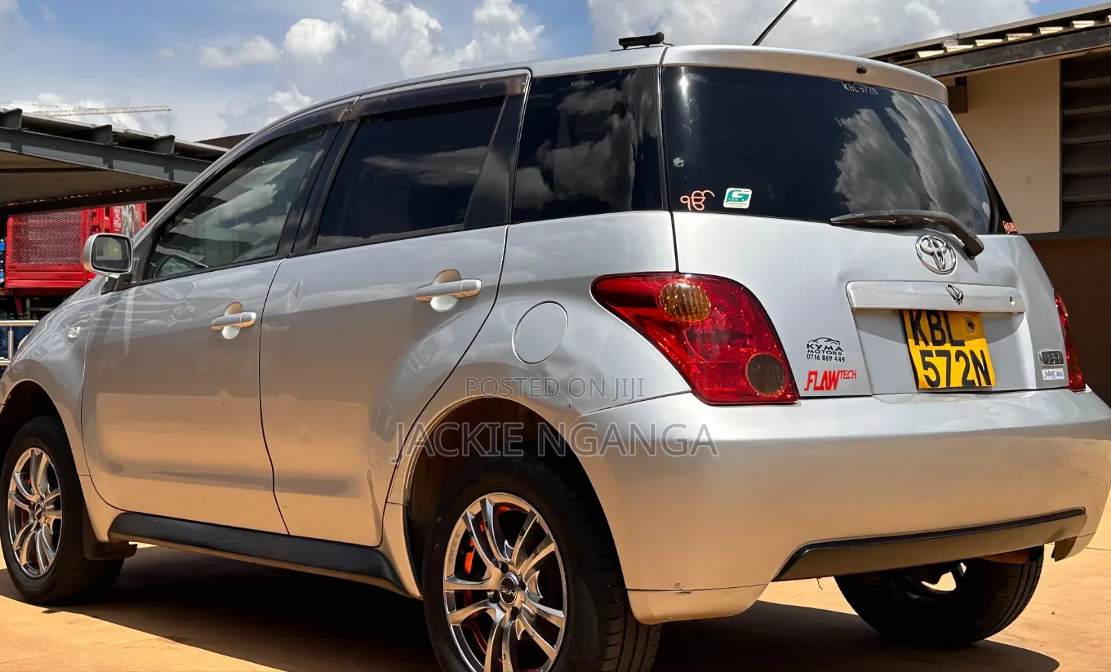 Toyota IST 2004 Silver