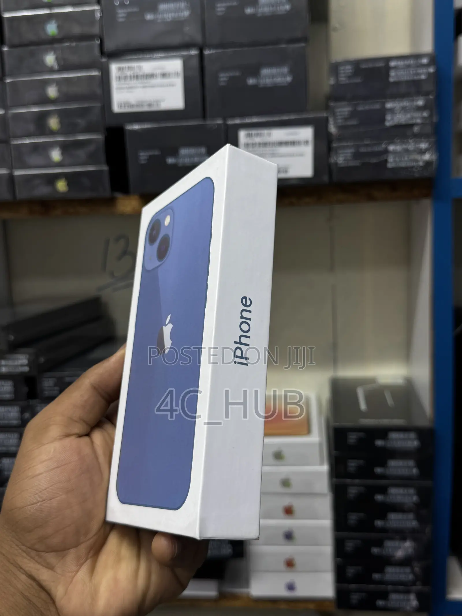 New Apple iPhone 13 256 GB Blue