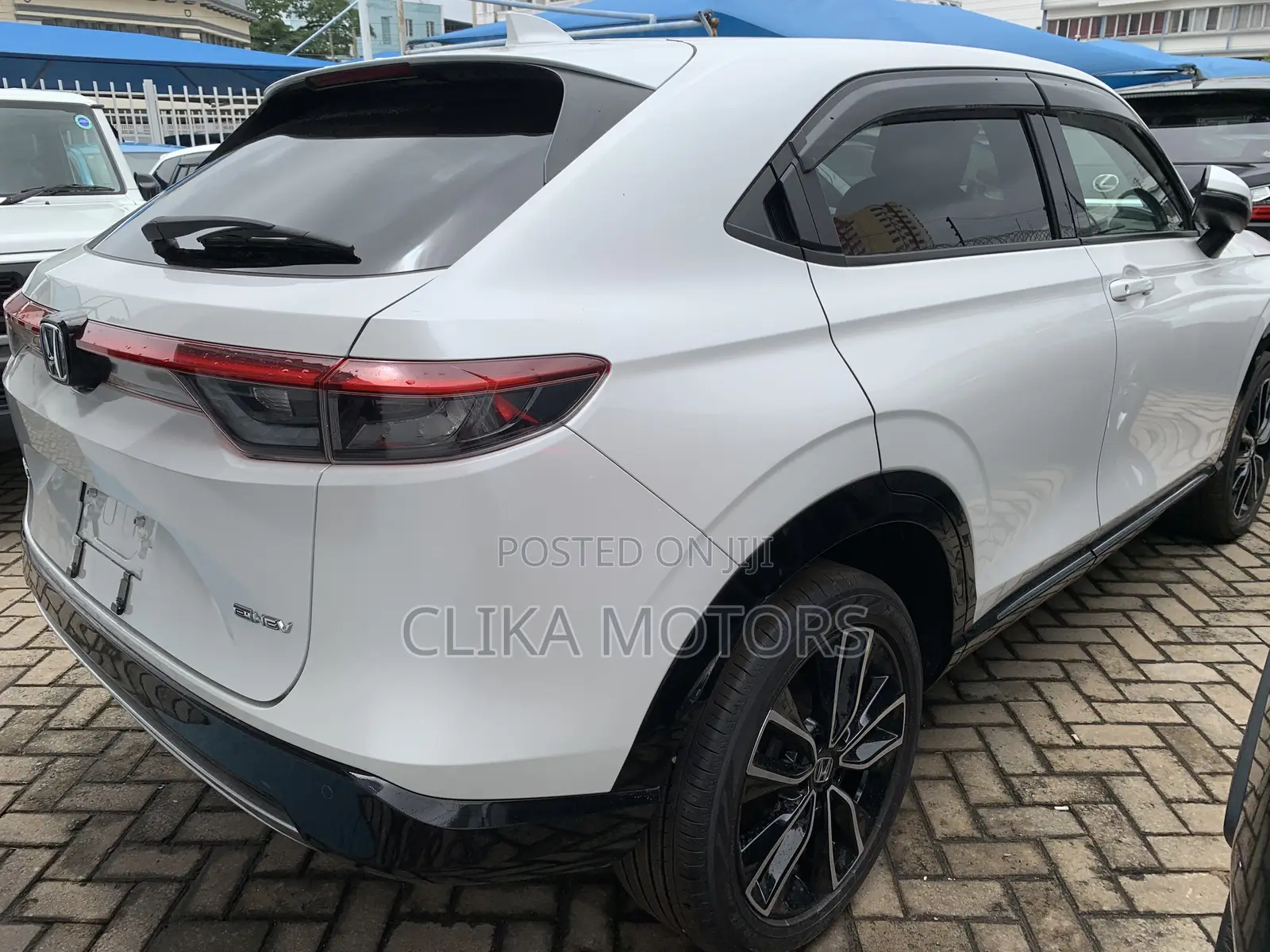 Honda Vezel 1.5 Hybrid 2WD 2021 White