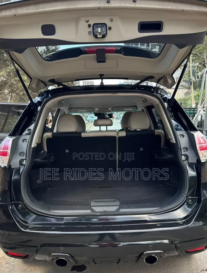 Nissan X-Trail 2.0 Petrol AWD 2016 Gray