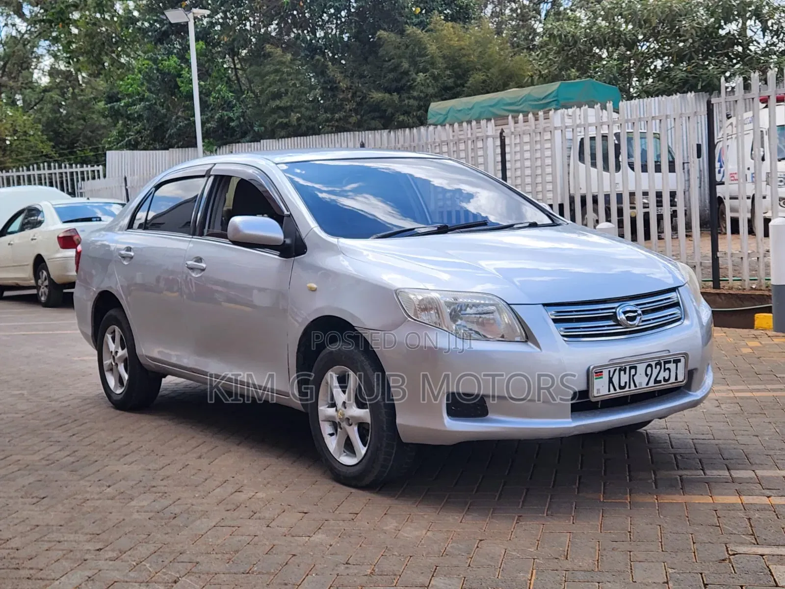 Toyota Axio 1.5 X 2WD 2011 Silver