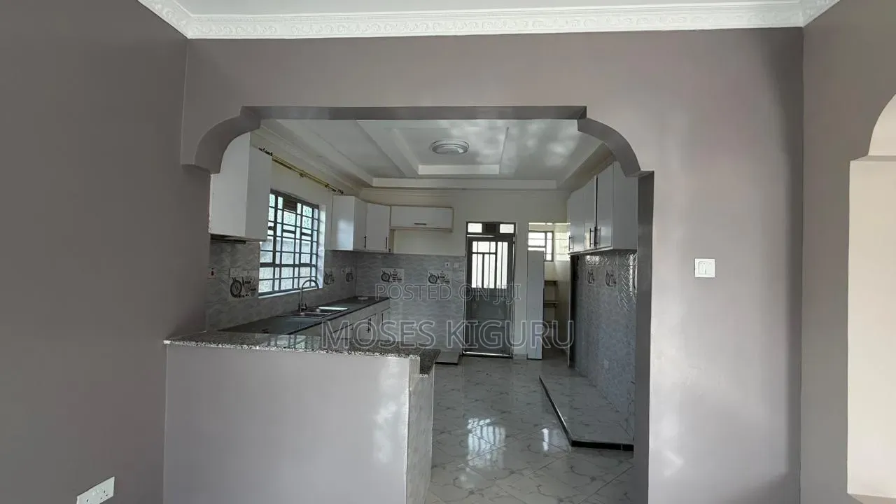 3bdrm Bungalow in Mugutha, Kimbo for rent
